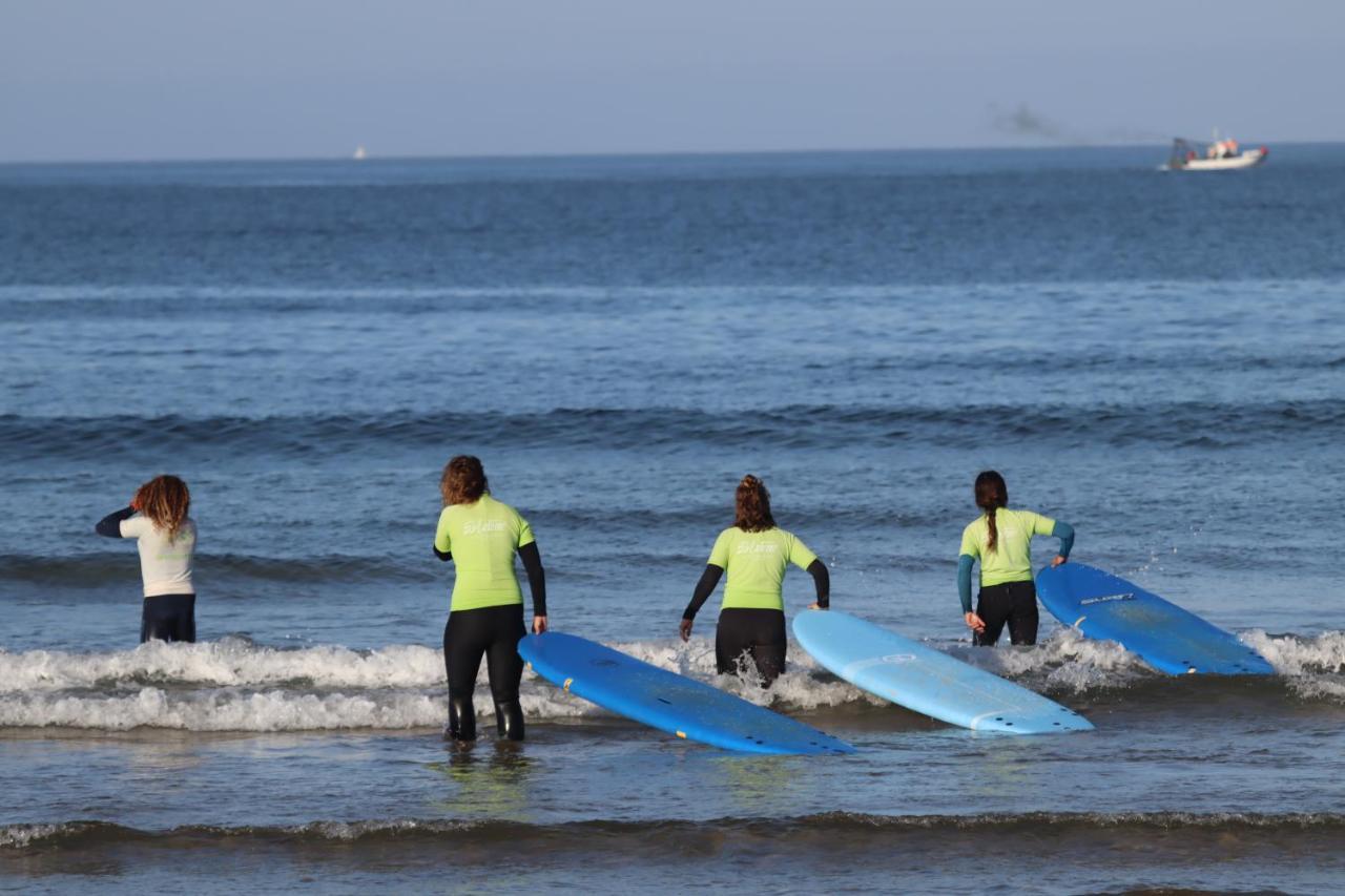 コスタ・ダ・カパリカ Getwet Surfcamp IIホステル エクステリア 写真