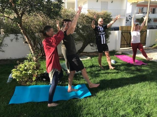 コスタ・ダ・カパリカ Getwet Surfcamp IIホステル エクステリア 写真